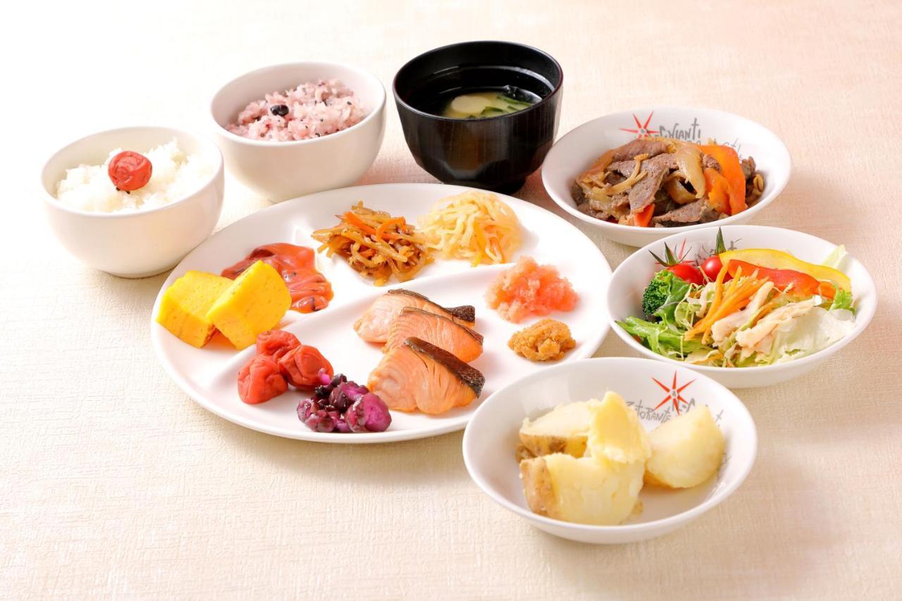 โรงแรม รีโซล ทรินิตี้ 3*